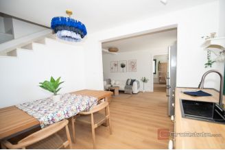 013 5410 30 Kastela Stone house in the first row to the sea for sale