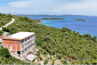 001 2044 65 Dugi Otok Unfinished detached house in secluded locatiom for sale