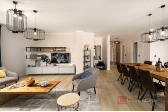 015 1024 40 opatija elegant villa with pool for sale