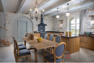 019 1026 18 Rovinj Luxury villa with pool for sale