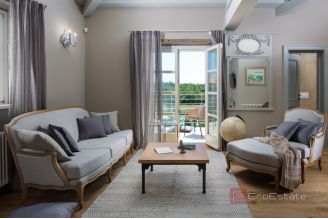 019 1026 18 Rovinj Luxury villa with pool for sale