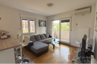 001 2022 469 Split Kman One bedroom apartment in a quiet location for sale