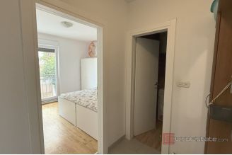 010 2022 469 Split Kman One bedroom apartment in a quiet location for sale