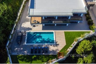 016 1028 01 Opatija Modern vila with panoramic view of the sea for sale