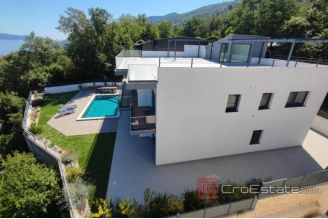 016 1028 01 Opatija Modern vila with panoramic view of the sea for sale