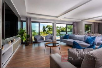 016 1028 01 Opatija Modern vila with panoramic view of the sea for sale