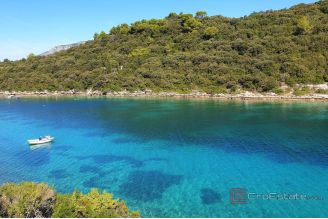 009 2052 74 Korcula One bedroom apartment in a stone house for sale