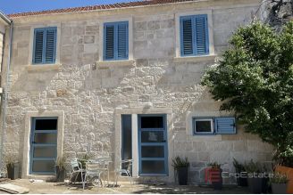 008 2052 75 Korcula Apartment in a stone house for sale