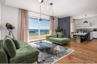 020 2022 468 krk magnificent villa with spectacular view for sale