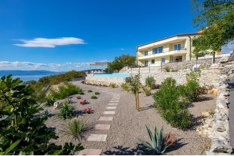 020 2022 468 krk magnificent villa with spectacular view for sale