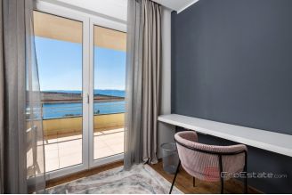 020 2022 468 krk magnificent villa with spectacular view for sale