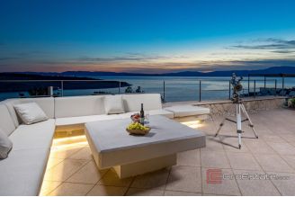 020 2022 468 krk magnificent villa with spectacular view for sale