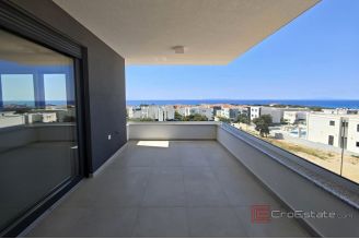 015 2051 30 island pag apartment with terrace for sale