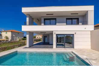 001 1026 23 Krk Villa with pool in a quiet area for sale