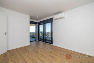 013 1026 23 Krk Villa with pool in a quiet area for sale