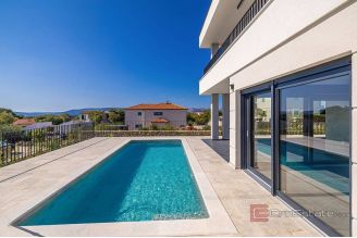 013 1026 23 Krk Villa with pool in a quiet area for sale
