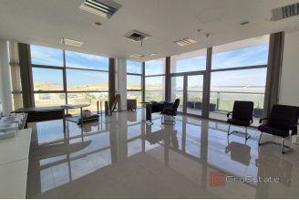 007 2016 671 near sibenik industrial production and storage hall for rent