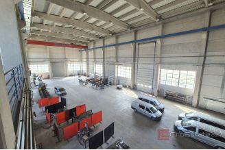 007 2016 671 near sibenik industrial production and storage hall for rent