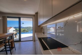 009 5414 30 island iz modern villa with pool for sale