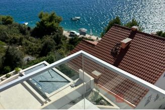 021 2052 77 Rogoznica Apartment with a sea view for sale