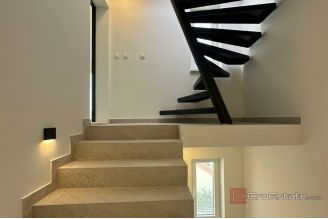 021 2052 77 Rogoznica Apartment with a sea view for sale