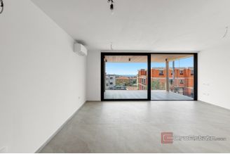 012 2053 08 Novigrad Apartment terrace sea view for sale