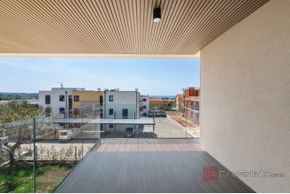 012 2053 08 Novigrad Apartment terrace sea view for sale