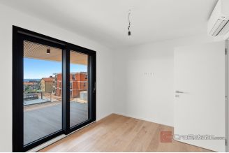 012 2053 09 Novigrad Apartment terrace sea view for sale