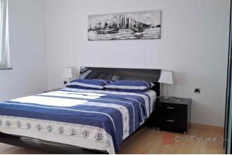 012 1026 26 opatija spacious apartment with tavern and sea view for sale