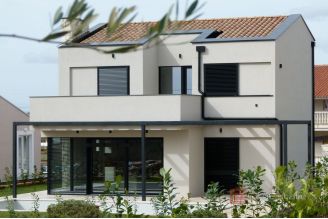 012 1026 25 Pula Villa with pool in a quiet area for sale