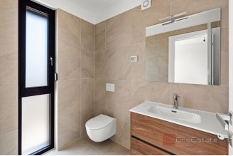 009 2053 15 novigrad modern two bedroom apartment with terrace for sale