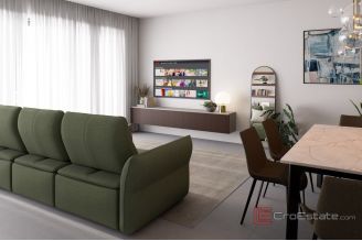 011 2053 12 Novigrad Spacious apartment with private garden sale