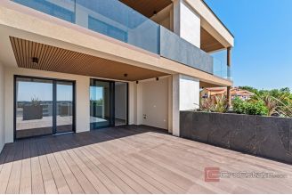 009 2053 14 Novigrad One bedroom apartment with terrace and sea view for sale