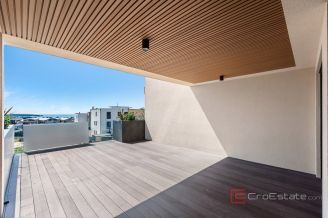 009 2053 14 Novigrad One bedroom apartment with terrace and sea view for sale