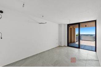 009 2053 14 Novigrad One bedroom apartment with terrace and sea view for sale