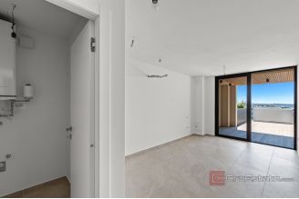 009 2053 14 Novigrad One bedroom apartment with terrace and sea view for sale