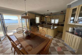 018 2022 384 Rogoznica beautiful villa in first row to the sea