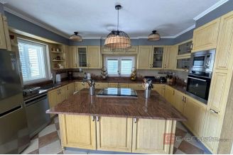 018 2022 384 Rogoznica beautiful villa in first row to the sea