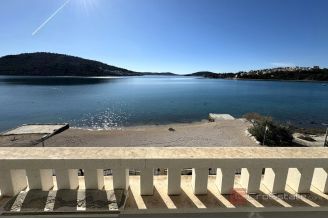 018 2022 384 Rogoznica beautiful villa in first row to the sea