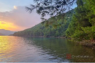 001 5417 30 Peljesac Land in the first row to the sea for sale 001 5417 30 Peljesac Land in the first row to the sea for sale