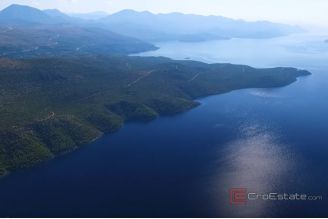 008 5417 30 Peljesac Land in the first row to the sea for sale