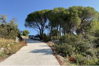 009 2052 81 Brac Land with sea view for sale