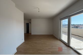 014 2035 265 Split Mejasi Penthouse in a new building for sale