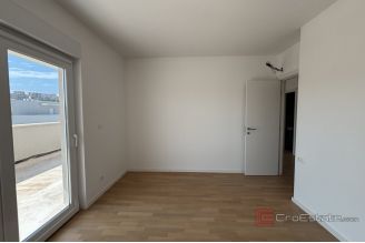 014 2035 265 Split Mejasi Penthouse in a new building for sale