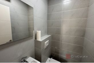 014 2035 265 Split Mejasi Penthouse in a new building for sale