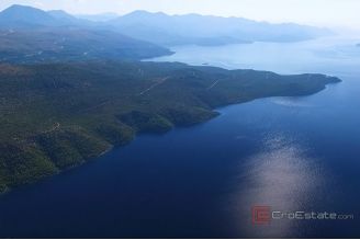 005 5420 30 Peljesac Agricultural land in an attractive location for sale