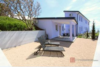 001 1023 40 island krk modern house by the sea for sale