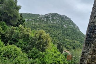 004 5422 30 Peljesac Land in a unique location for sale