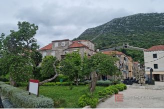 004 5422 30 Peljesac Land in a unique location for sale