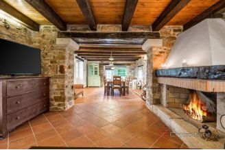 013 2053 17 Porec Authentic Istrian stone house with pool and garden for sale